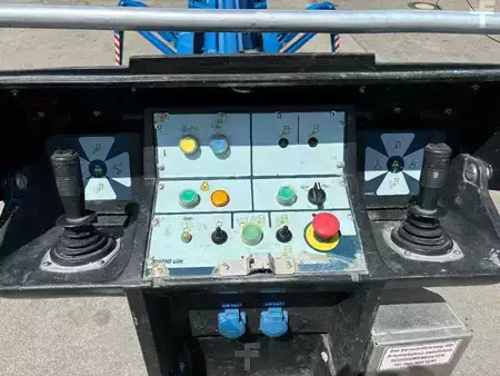 Ostatní 2011  DINO Lift 220 XTC (7)