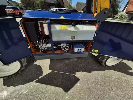 Pracovní plošina s nůžkovým zdvihem 2019  Snorkel SL26SL (11)