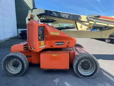 Puominostimet 2014  JLG M450AJ (1)