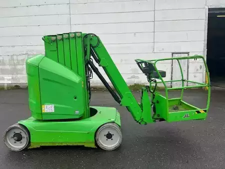 Kolmo zvedaná plošina 2013  JLG T12E PLUS (2)