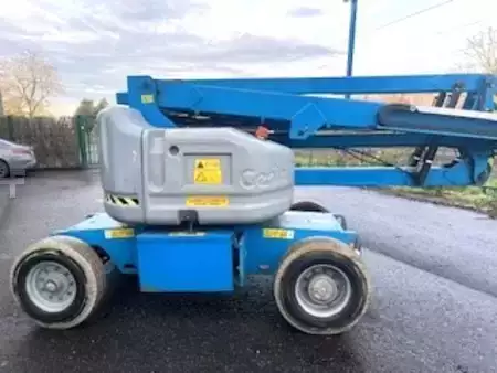 Nacelle articulée 2015  Genie Z45/25 DCJ (1)