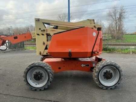 Fler stegs bom 2011  JLG 340AJ (1)