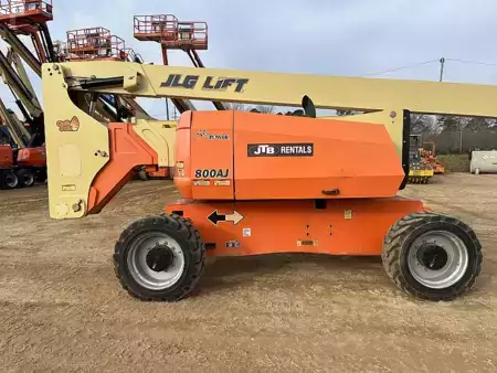 Plataforma Articulada 2017  JLG 800AJ (1)