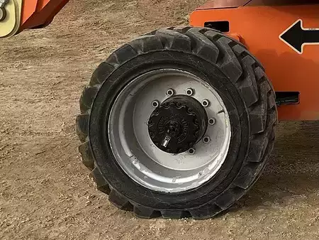 Plataforma Articulada 2017  JLG 800AJ (9)