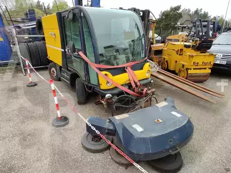 Straatreiniger 2002  Mathieu Azura (3)