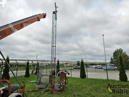 Nacelle à mât vertical 1997  AZO LS 200 CE (1)