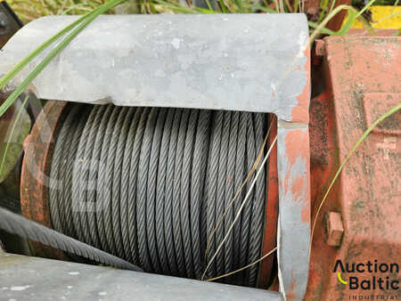 Nacelle à mât vertical 1997  AZO LS 200 CE (12)