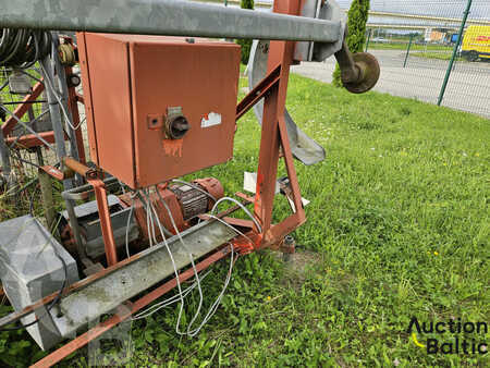 Nacelle à mât vertical 1997  AZO LS 200 CE (17)