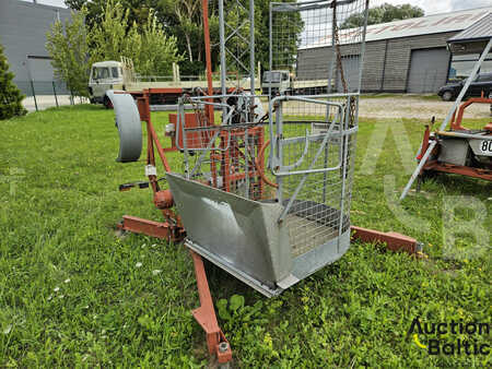 Nacelle à mât vertical 1997  AZO LS 200 CE (6)