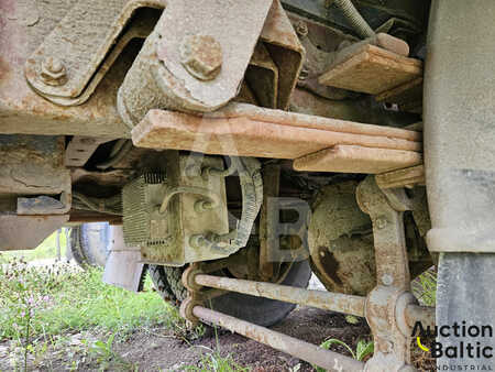 LKW-Arbeitsbühne 2004  Iveco 100E 18 (13)