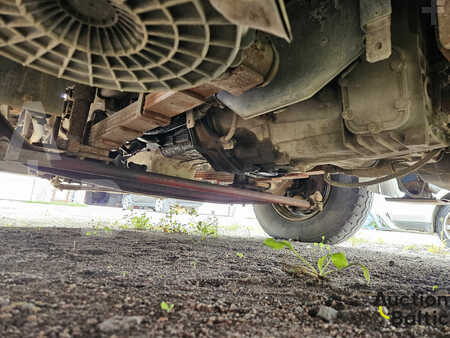 LKW-Arbeitsbühne 2004  Iveco 100E 18 (16)