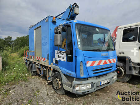 LKW-Arbeitsbühne 2004  Iveco 100E 18 (2)