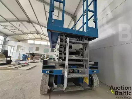 Nacelle à ciseaux 2018  Genie 3246 (3)