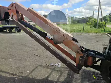 Knikarmhoogwerker 2002  JLG 860 SJ (14)