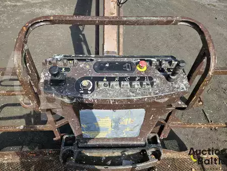 Knikarmhoogwerker 2002  JLG 860 SJ (9)