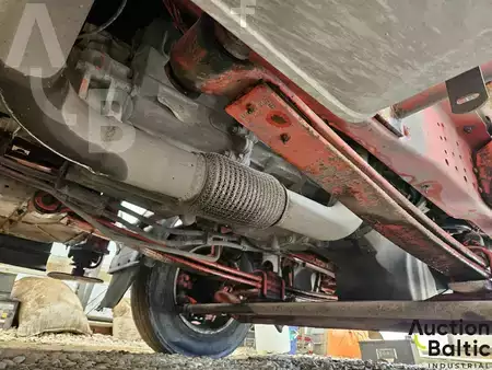 Autohoogwerker 2000  Mercedes-Benz 815 (17)