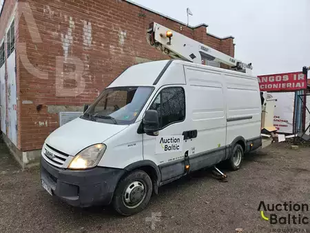 Egen körning 2007  Iveco Daily (4)