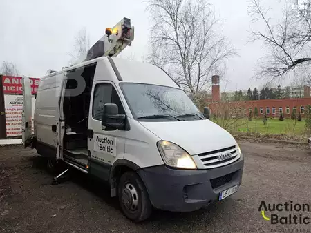 Egen körning 2007  Iveco Daily (5)