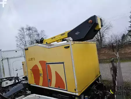 Podnośniki koszowe 2014  Versalift VDT-170-F (1)