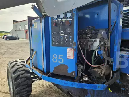 Kloubová pracovní plošina 1996  Genie Z-60/34/4WD (8)
