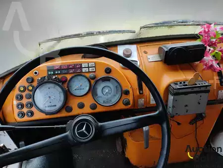 Kamion emelvény 1982  Mercedes-Benz Lako 911 (7)
