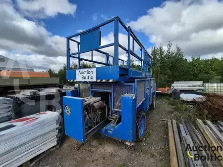 Piattaforme aeree a pantografo 2006  Genie GS 4390 (2)