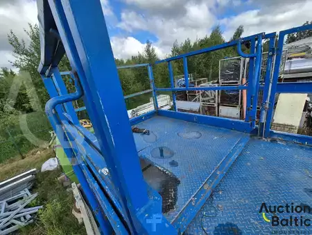 Piattaforme aeree a pantografo 2006  Genie GS 4390 (3)