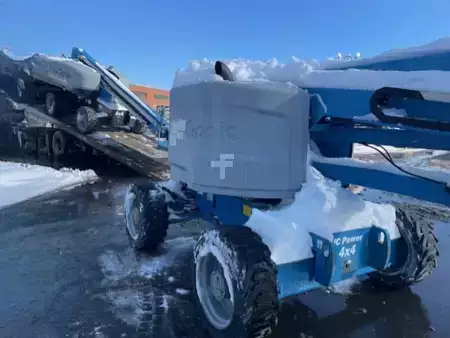Articulating boom lift 2014  Genie Z45/25J (5)