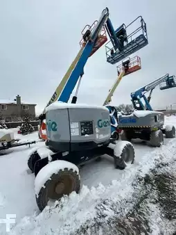 Articulating boom lift 2017  Genie Z62/40 (1)