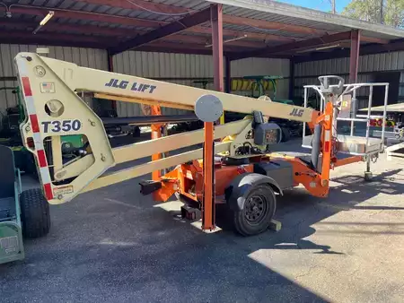 Towable Lift 2019  JLG T350 (1)