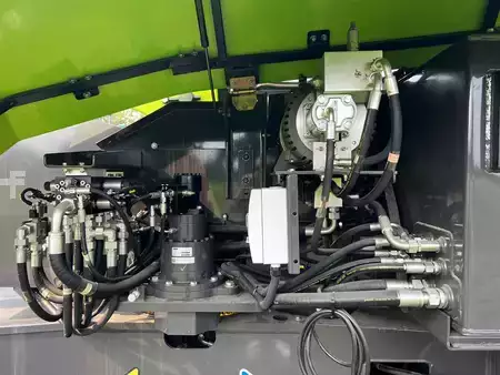 Plataforma Telescópica 2024  Zoomlion ZT76J-V (11)