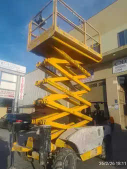 Schaarhoogwerker 2004  Haulotte COMPACT 4X4X 12 (3)