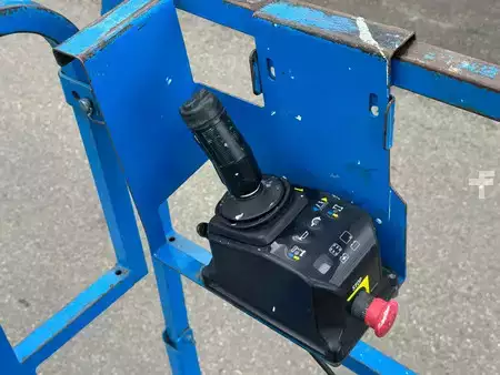 Scissors Lifts 2007  Genie GS 3246 12 meter (9)