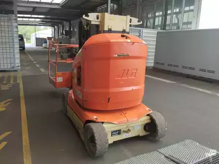 Kloubová pracovní plošina 2018  JLG Toucan12E+ (2)