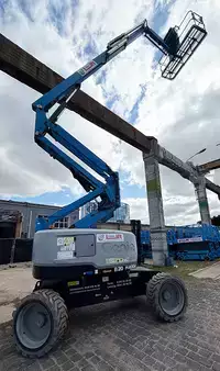 Kloubová pracovní plošina 2018  Genie Z60FE (2)