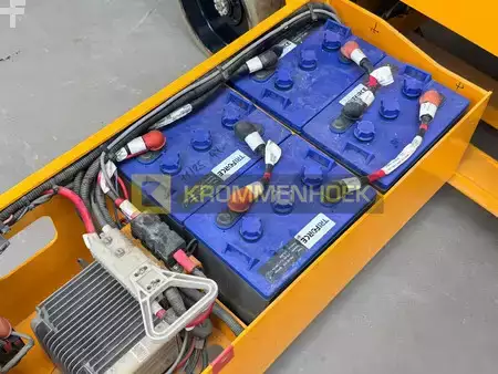 Piattaforme aeree a pantografo 2022  JCB S 3246 E (12)