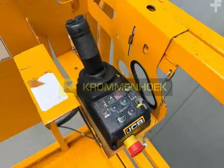 Piattaforme aeree a pantografo 2021  JCB S 4046 E (12)