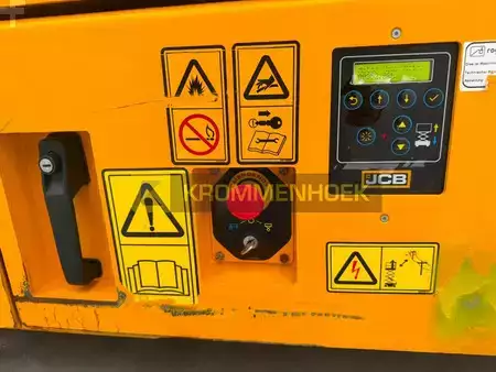 Pracovní plošina s nůžkovým zdvihem 2021  JCB S 4046 E (11)