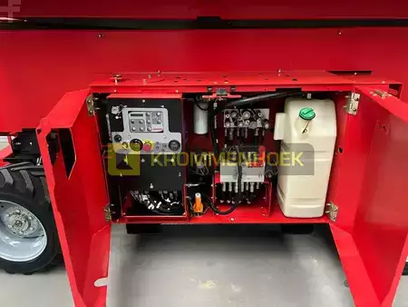 Pracovní plošina s nůžkovým zdvihem 2023  Manitou 140 SC Genie 4069RT (15)