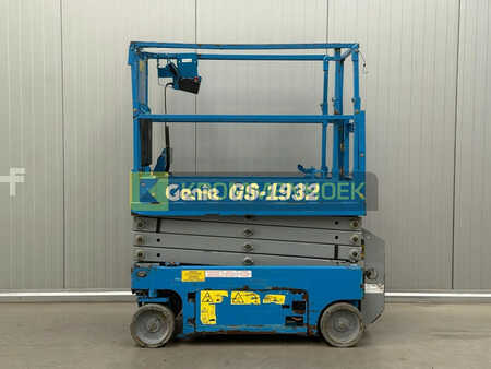 Scissors Lifts 2016  Genie GS 1932 (1)
