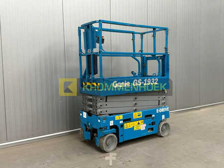 Scissors Lifts 2021  Genie GS 1932 E-drive (2)