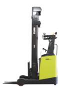 Reach truck