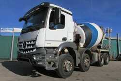 Truck mixer Mercedes-Benz 3240 