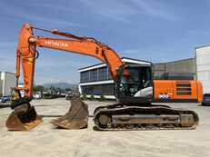 Hydraulic Excavators Hitachi ZX 300 LCN-6