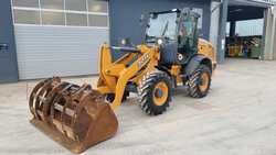 Wheel Loaders Case 321F - NEW TYRES