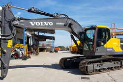 Hydraulic Excavators Volvo EC220ENL