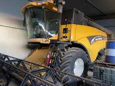 Andet New Holland Construction CX880