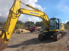 Escavadora de rastos New Holland Construction E245