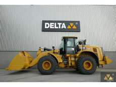 Kerekes rakodó Caterpillar 972M