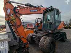 Pelle sur pneus Doosan DX 165 W